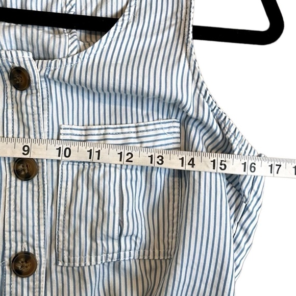 DEX Button Down Cropped Tie Front Tank - Picture 7 of 8